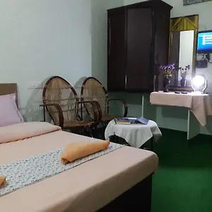 Farmhouse Bed & Breakfast Munnar