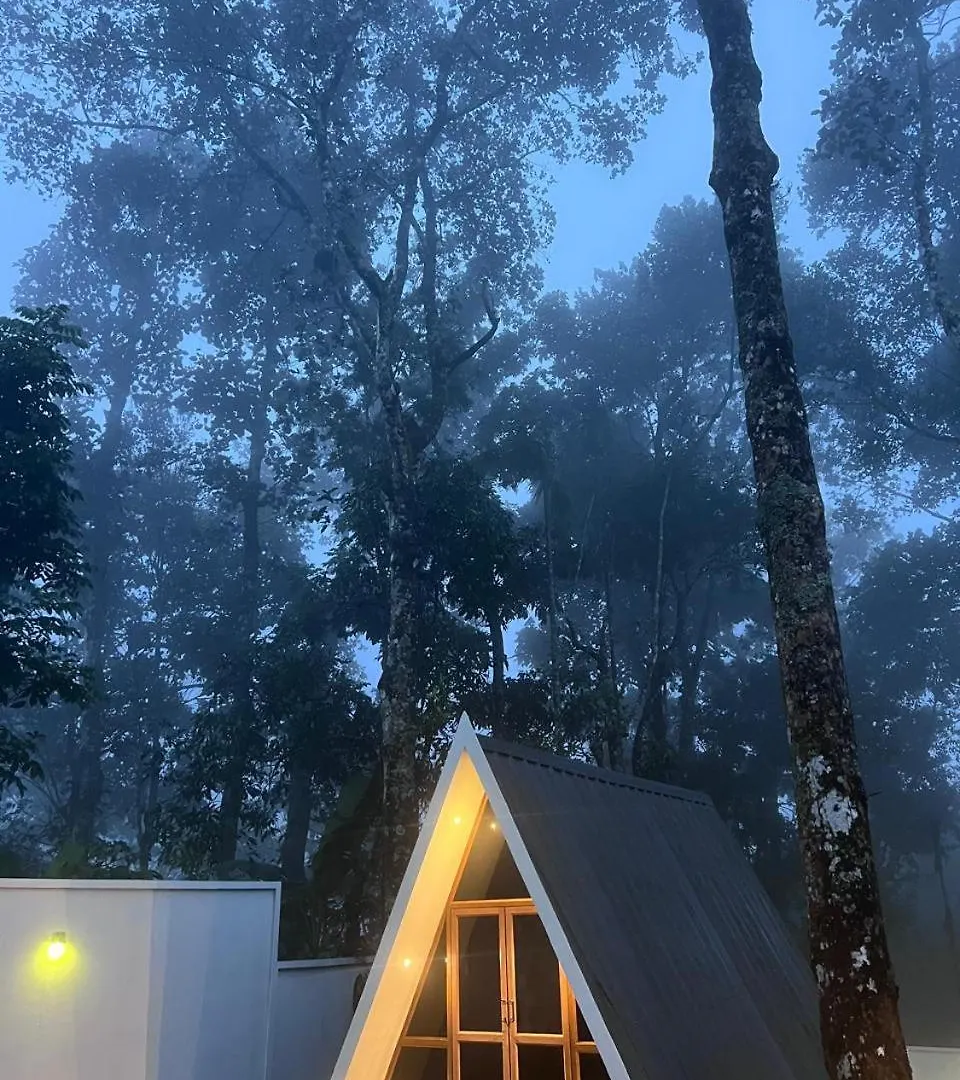 Roots Munnar Hotel Anachal